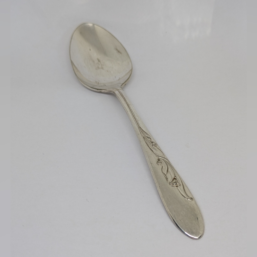 Vintage Oneida Carlton Silverplate Teaspoon Cherie 1957 Mid-century Floral